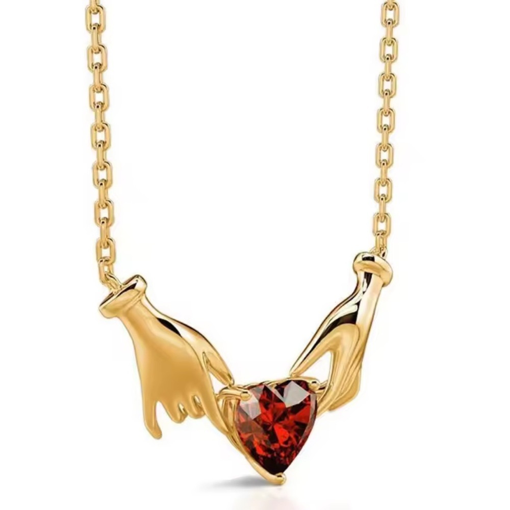 !!! New Classic Heart Necklace with Red Gemstone